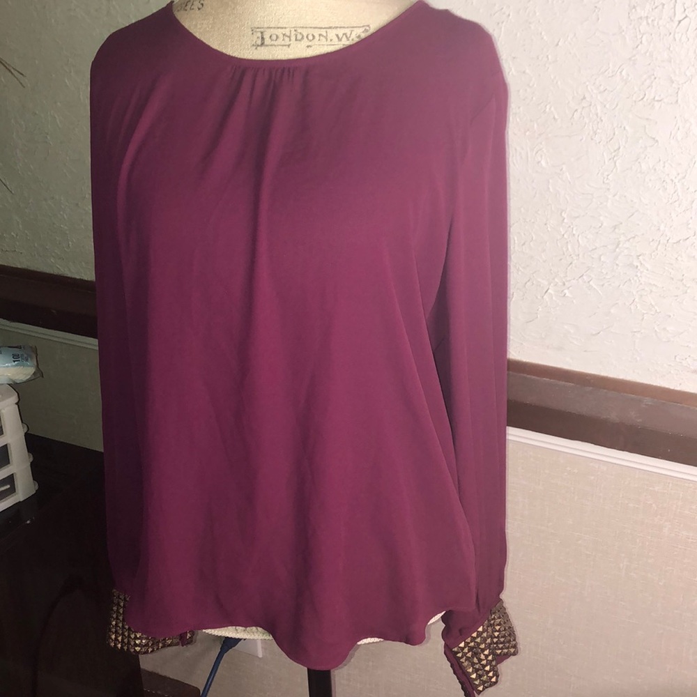 Gold sleeved blouse